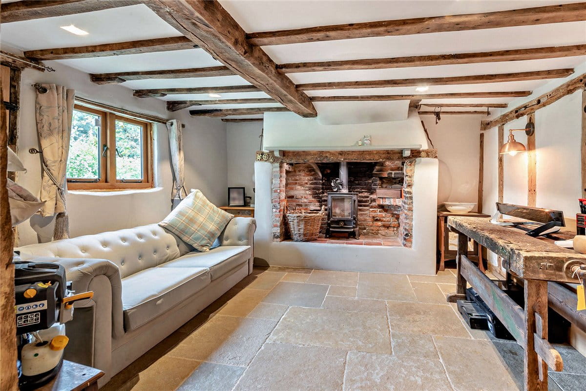 4 bedroom house, Ashford Hill Road, Headley RG19 - Available