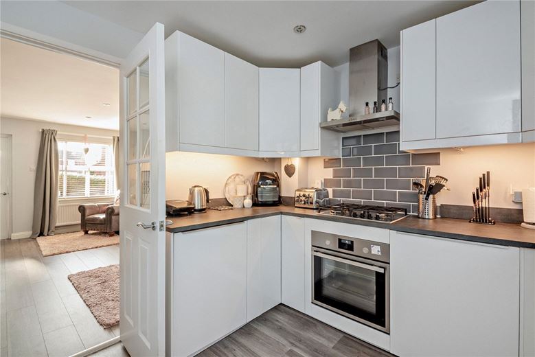 2 bedroom house, Blackdown Way, Thatcham RG19 - Sold STC