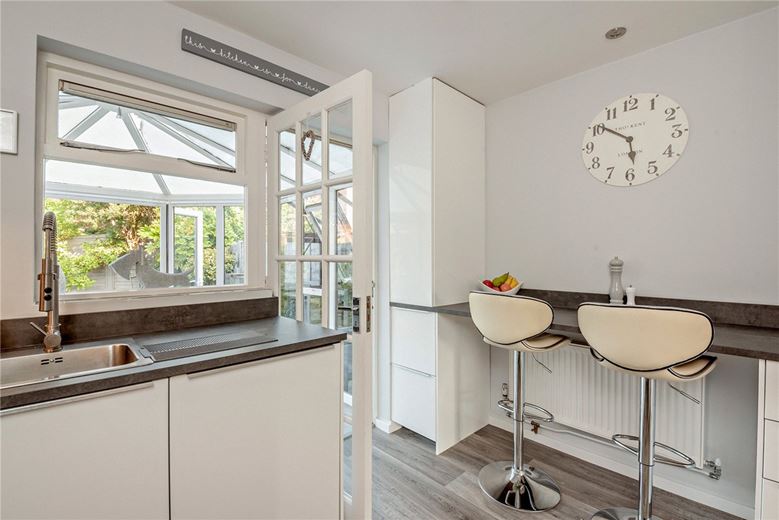 2 bedroom house, Blackdown Way, Thatcham RG19 - Sold STC