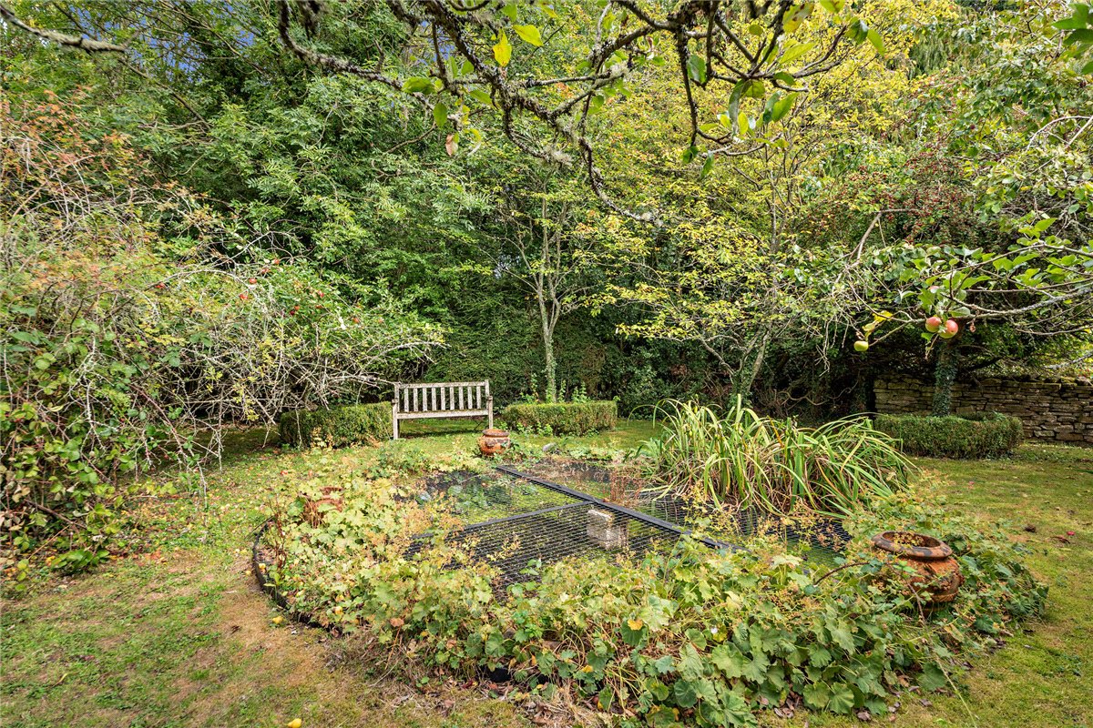 6 bedroom house, Brightwalton, Newbury RG20 - Available