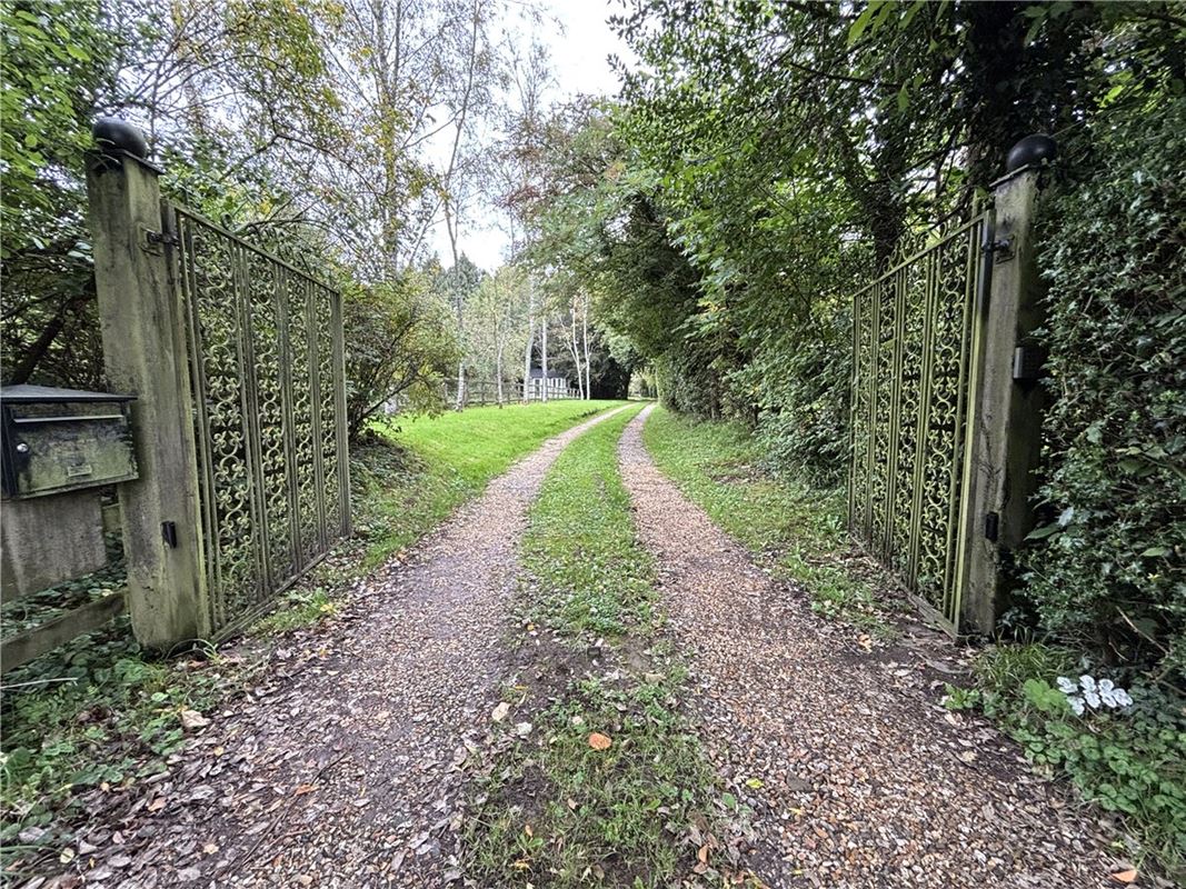 6 bedroom house, Brightwalton, Newbury RG20 - Available