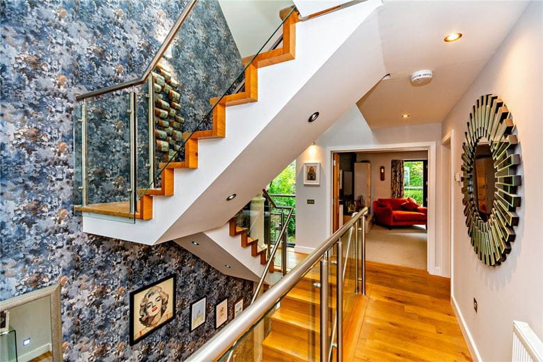 4 bedroom house, Oxford Road, Donnington RG14 - Available