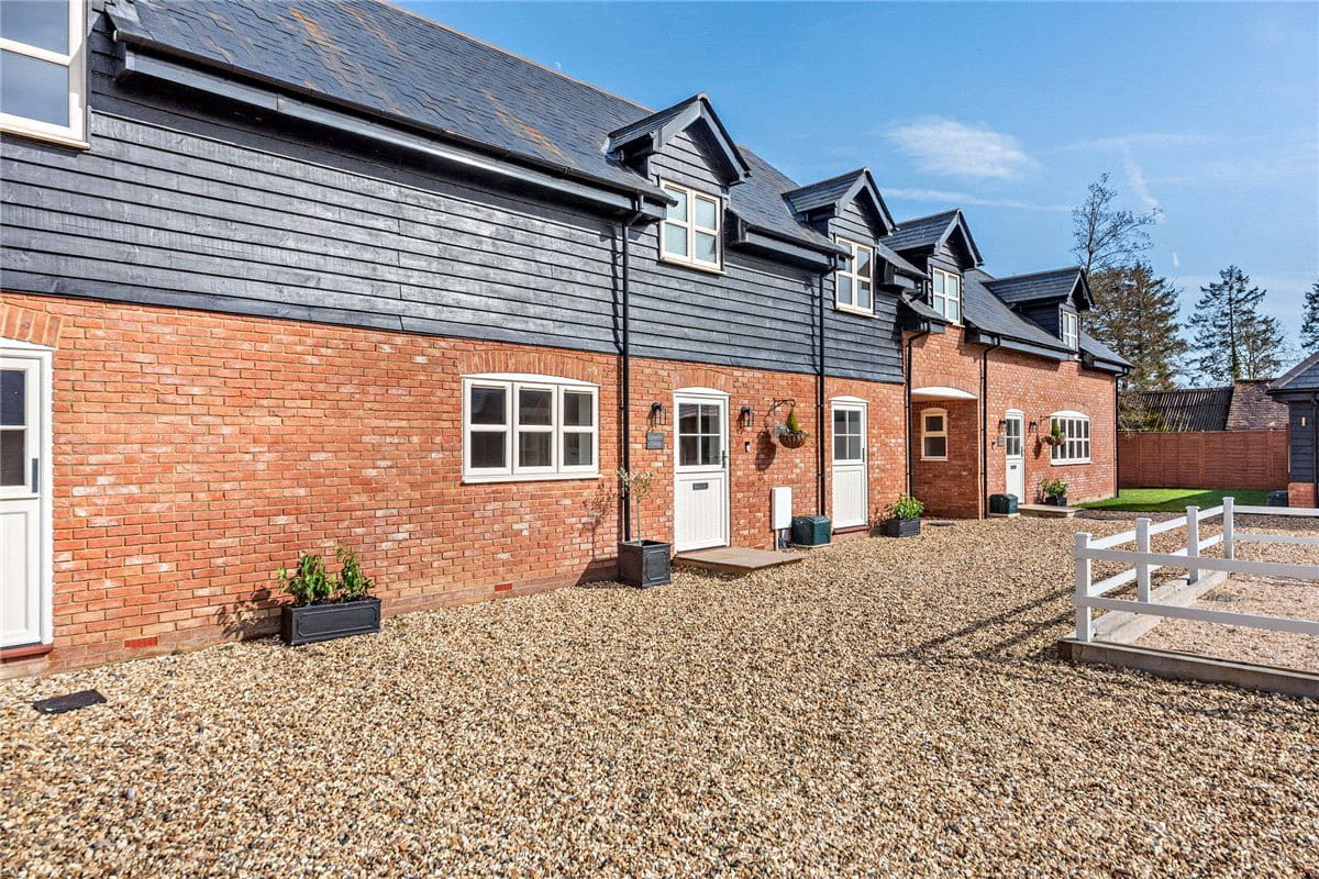 3 bedroom house, Ram Alley, Ashford Hill RG19 - Sold STC