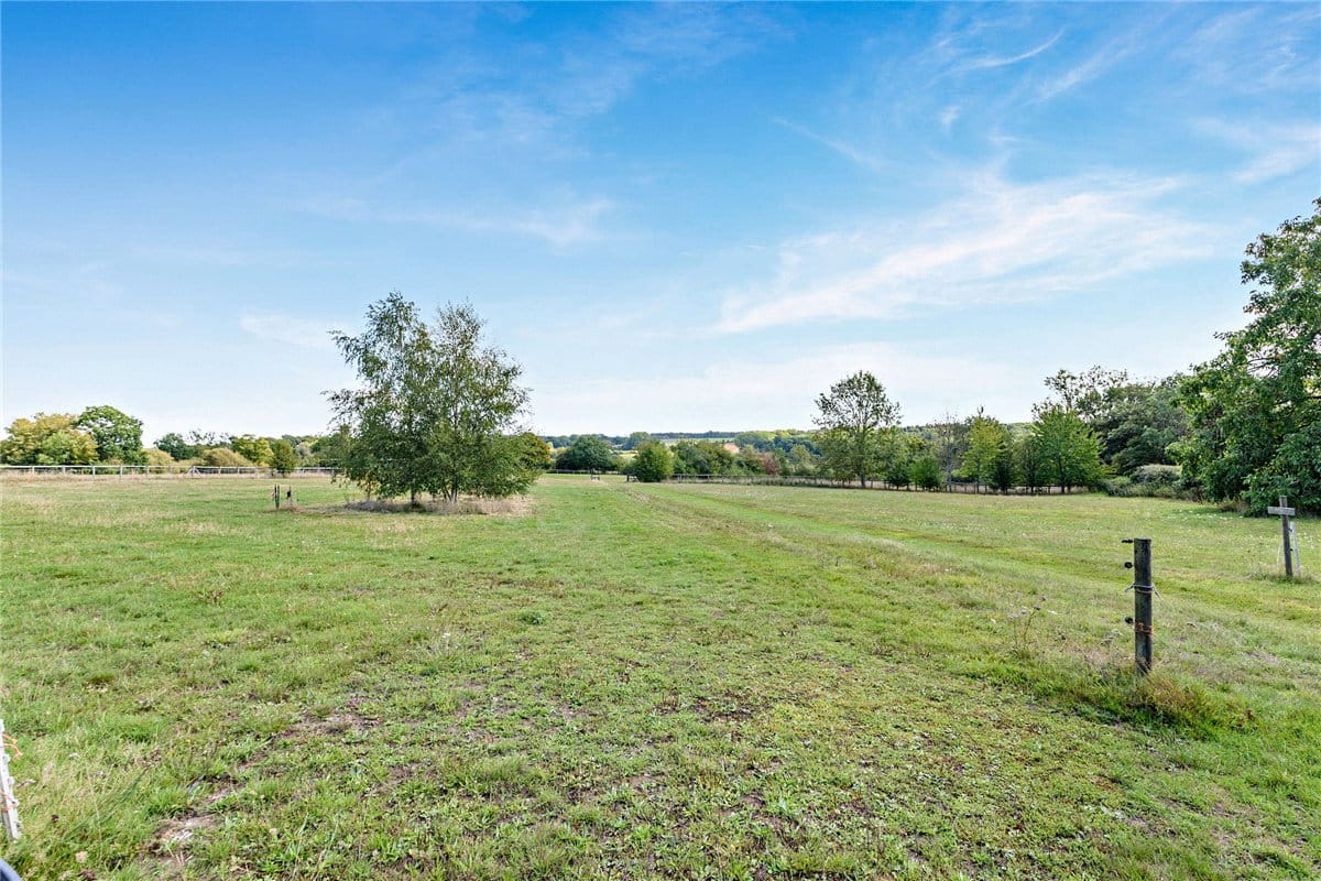 3 bedroom cottage, Hyde End Lane, Brimpton RG7 - Sold STC