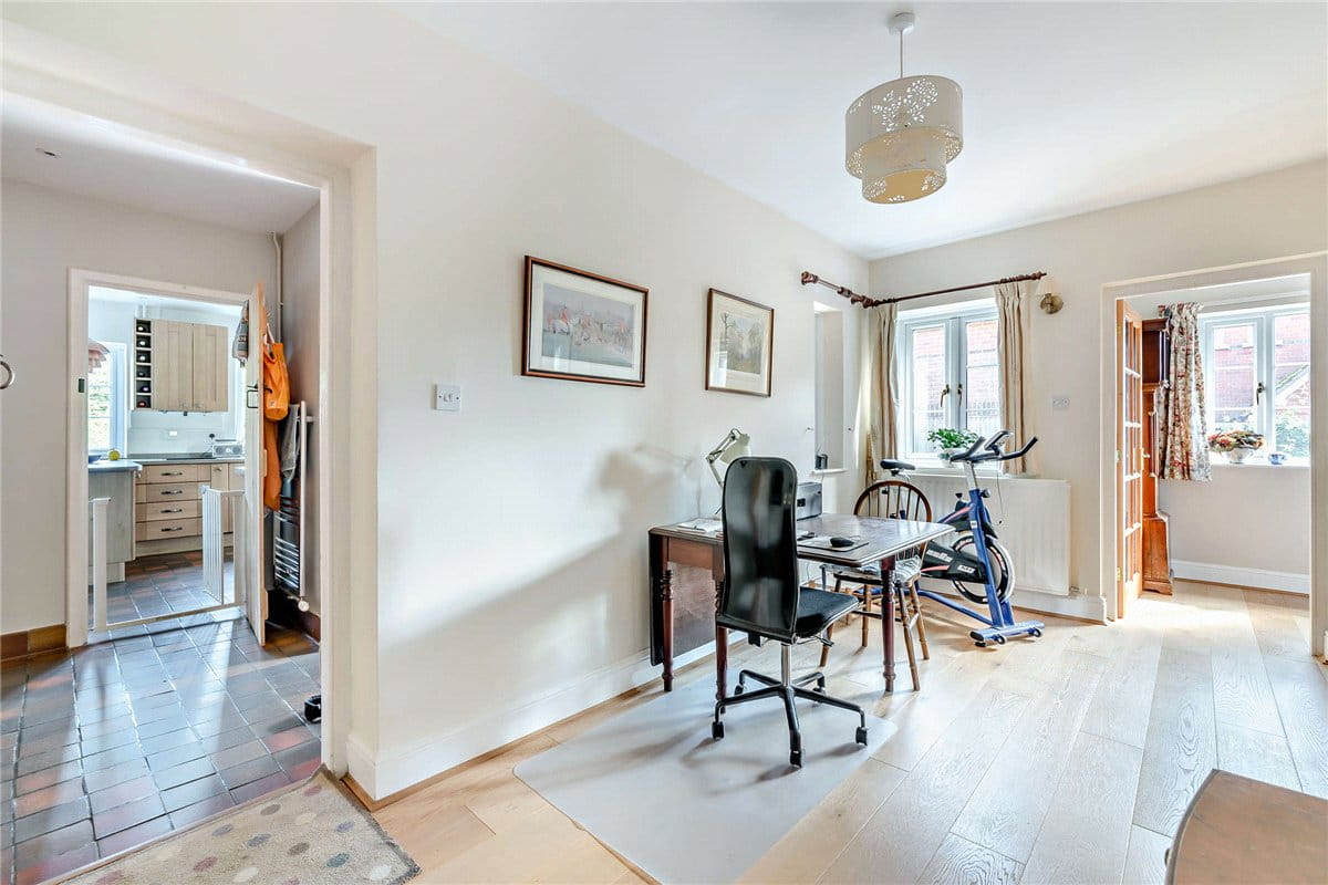 3 bedroom cottage, Hyde End Lane, Brimpton RG7 - Sold STC