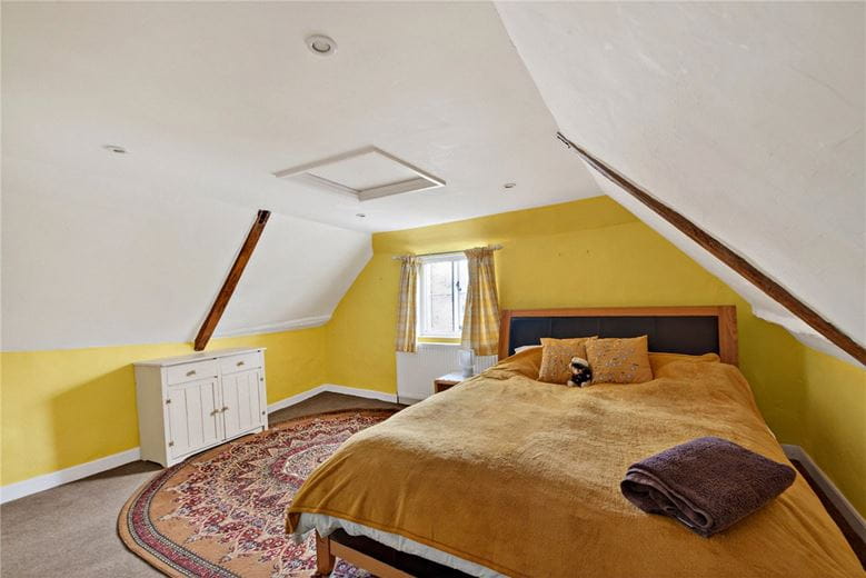 7 bedroom house, Bridge Street, Hungerford RG17 - Available