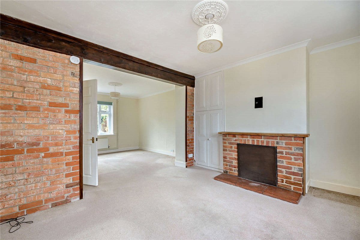 3 bedroom cottage, Rookwood, Stockcross RG20 - Available