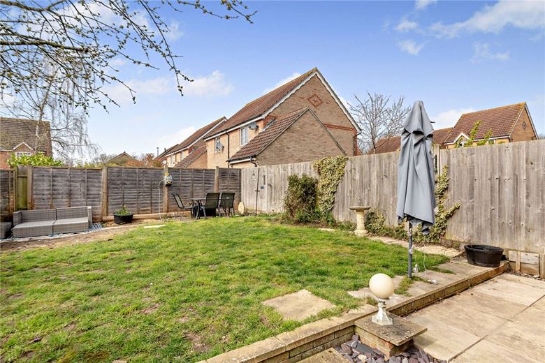 3 bedroom house, Meadowsweet Close, Thatcham RG18 - Available