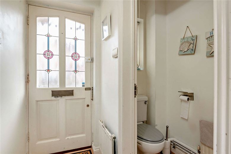 3 bedroom house, Meadowsweet Close, Thatcham RG18 - Available