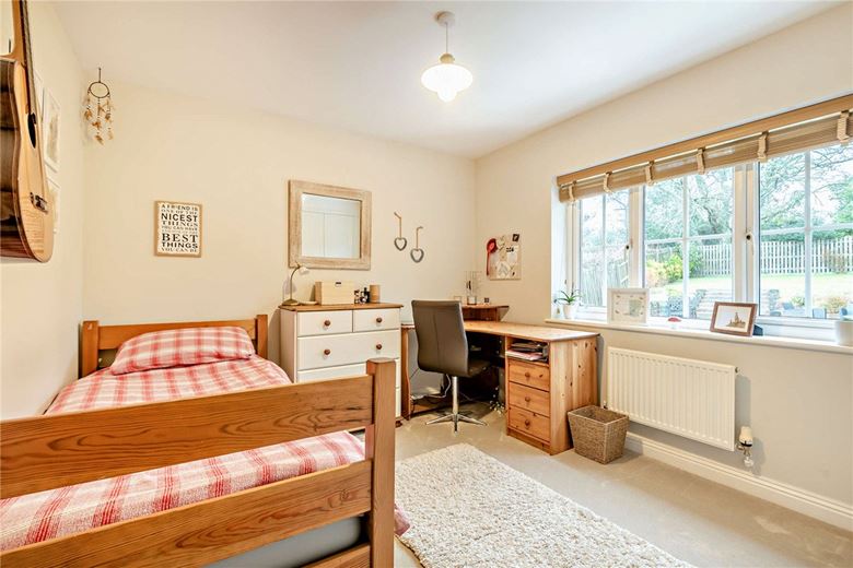 5 bedroom house, Spring Gardens, Newbury RG20 - Available