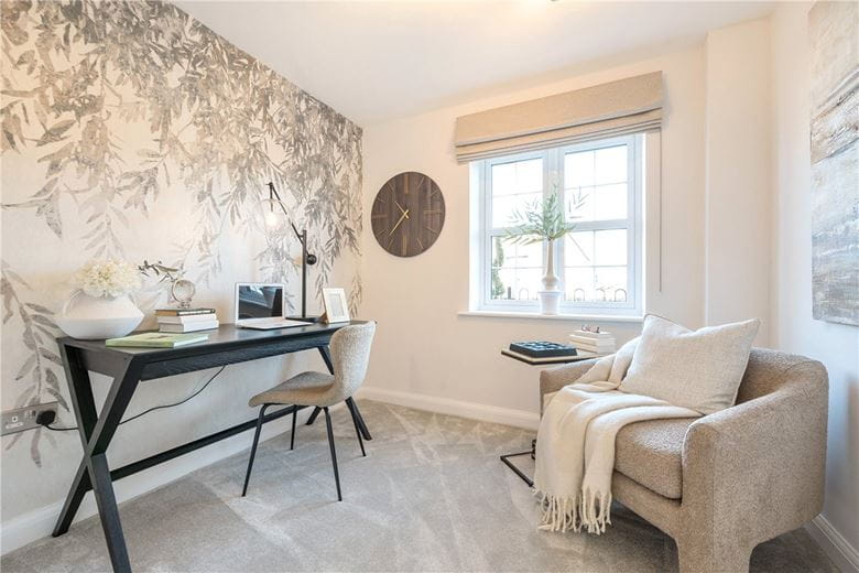 4 bedroom house, Princess Gardens, Bishops Green RG20 - Available