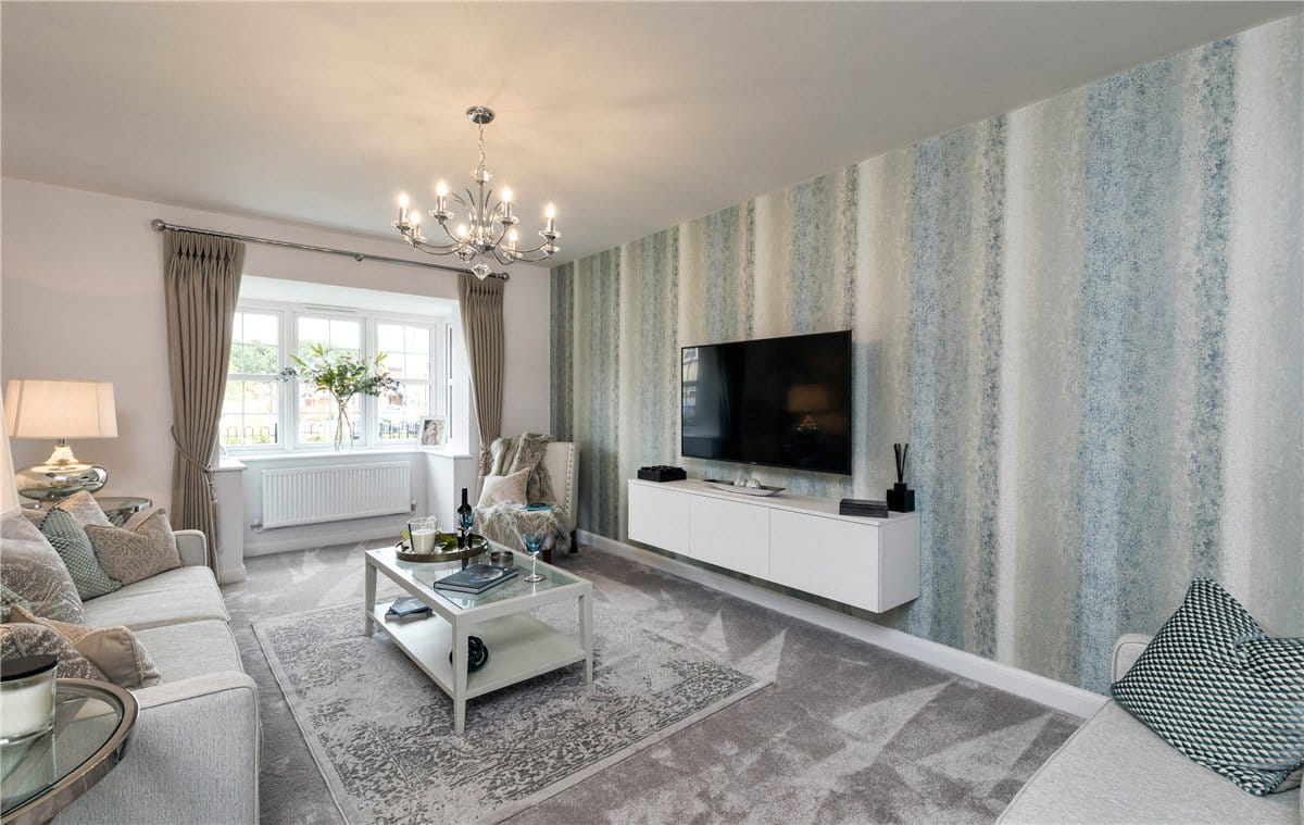 3 bedroom house, Princess Gardens, Bishops Green RG20 - Available