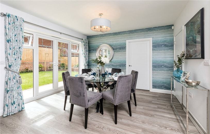 3 bedroom house, Princess Gardens, Bishops Green RG20 - Available