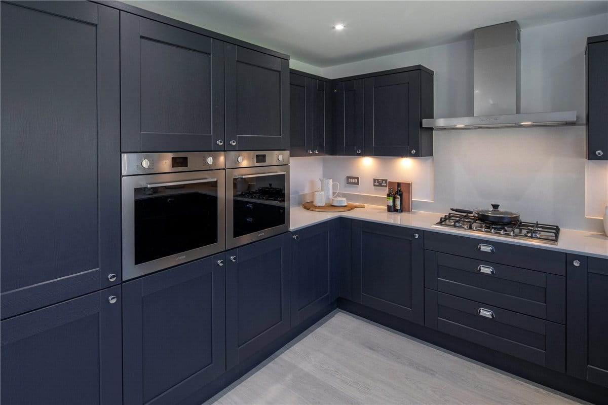 5 bedroom house, Princess Gardens, Bishops Green RG20 - Available