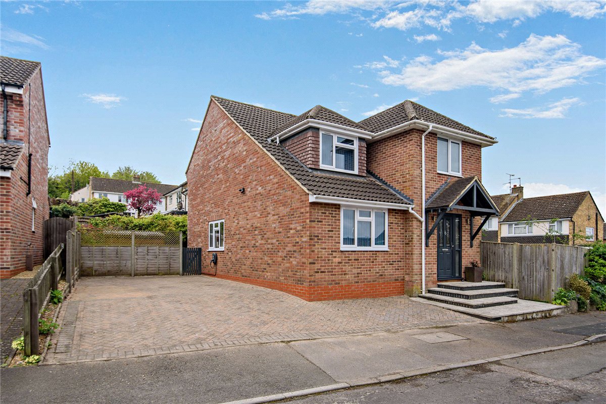 4 bedroom house, King John Road, Kingsclere RG20 - Available