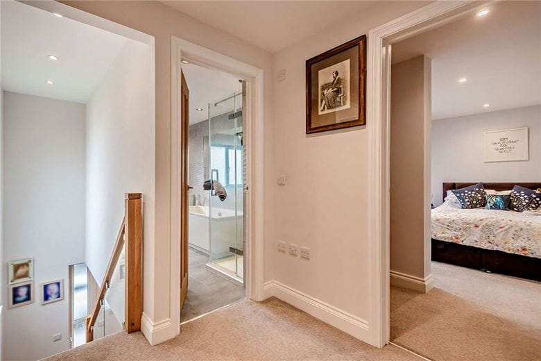 4 bedroom house, King John Road, Kingsclere RG20 - Available