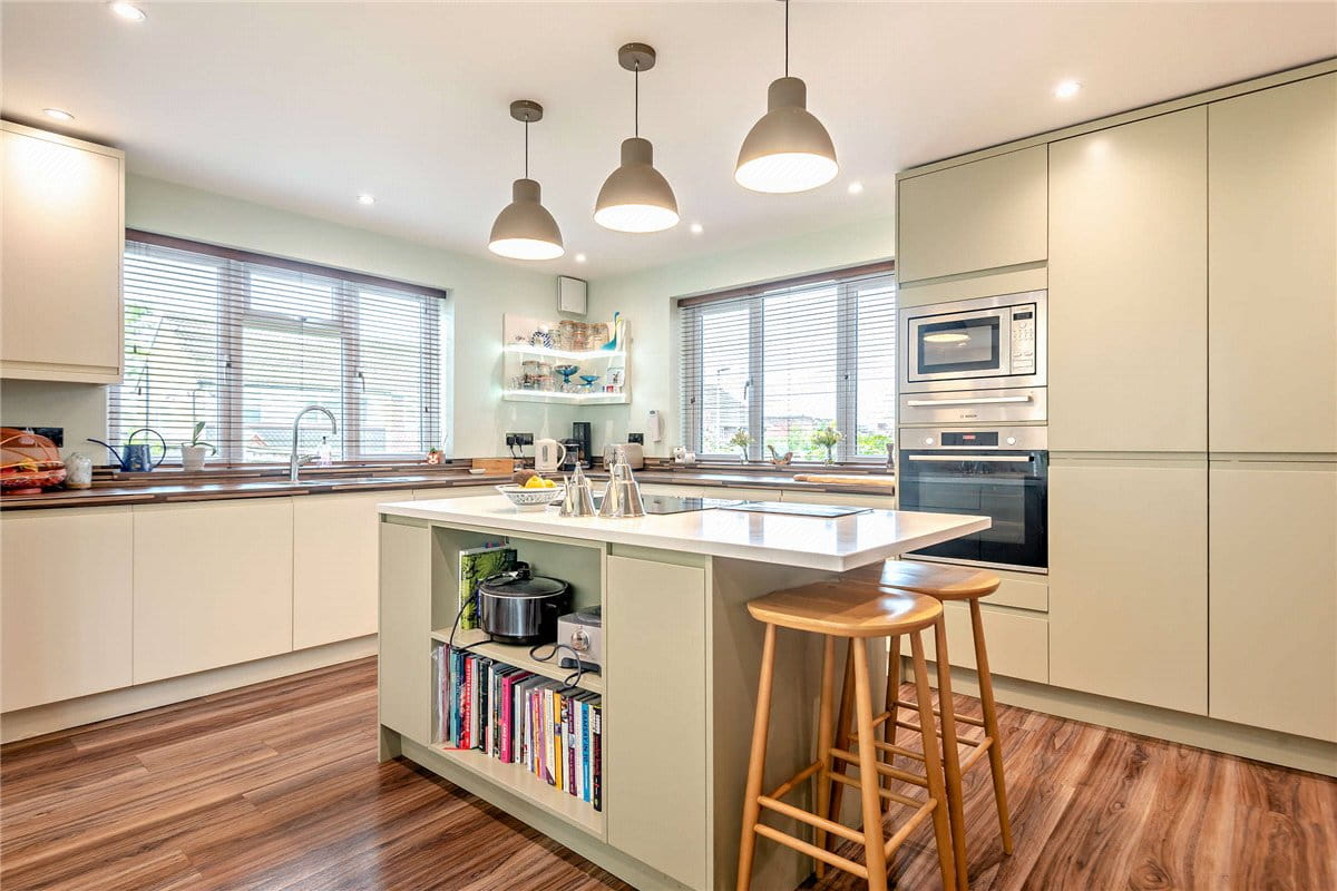 4 bedroom house, King John Road, Kingsclere RG20 - Available