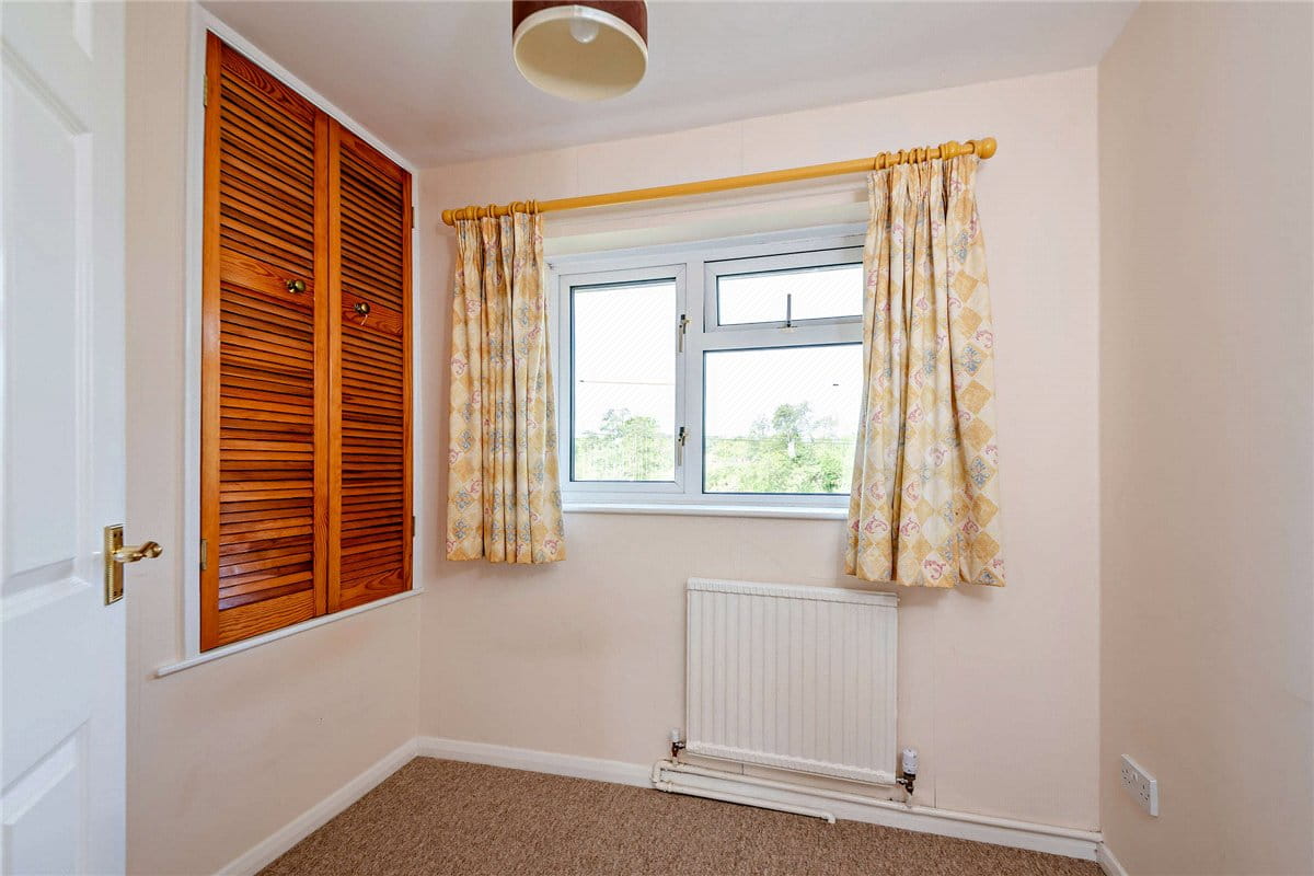 3 bedroom house, Gore End Road, Ball Hill RG20 - Available