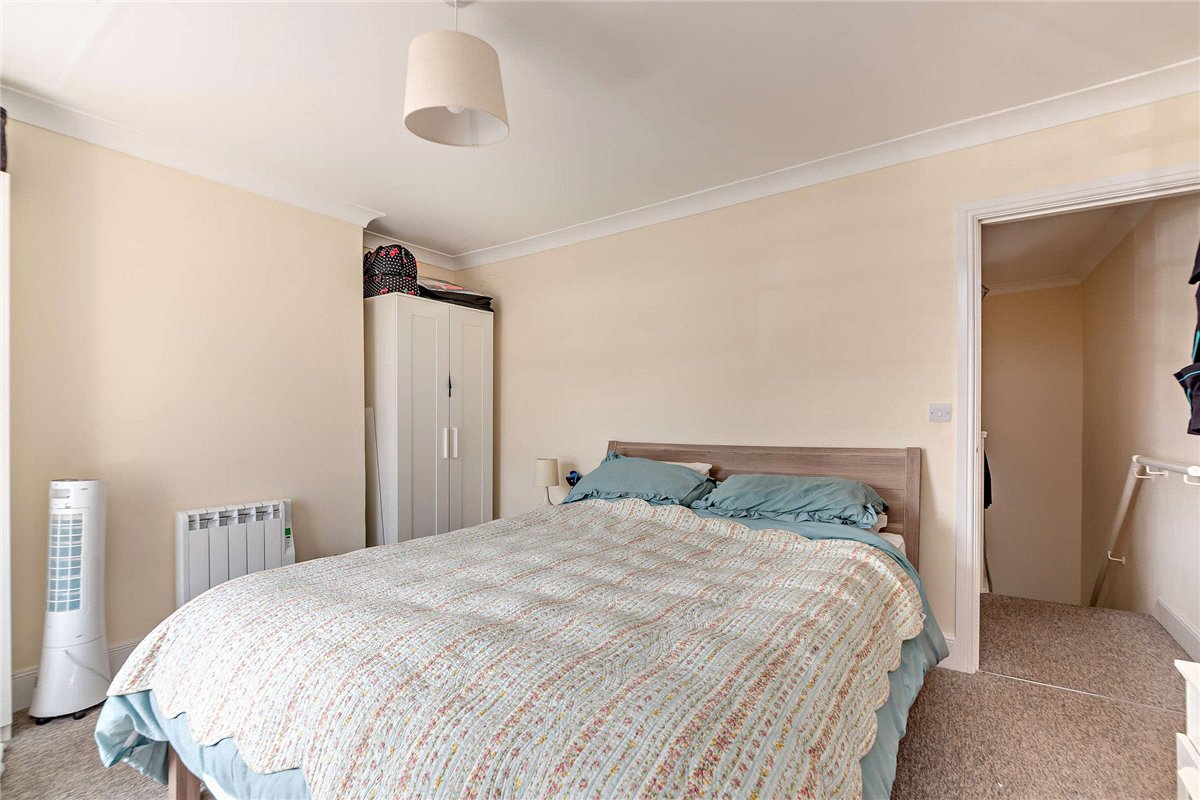 2 bedroom house, Madeira Place, Newbury RG14 - Available