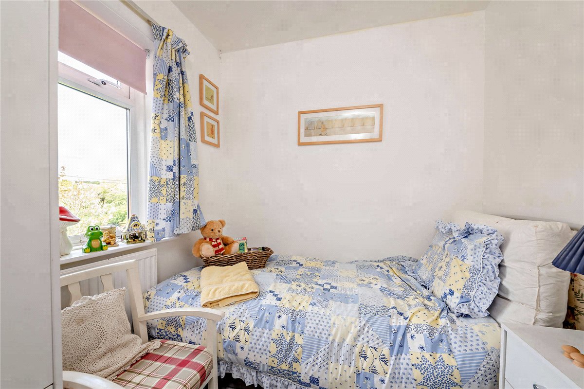 4 bedroom house, George Street, Kingsclere RG20 - Available