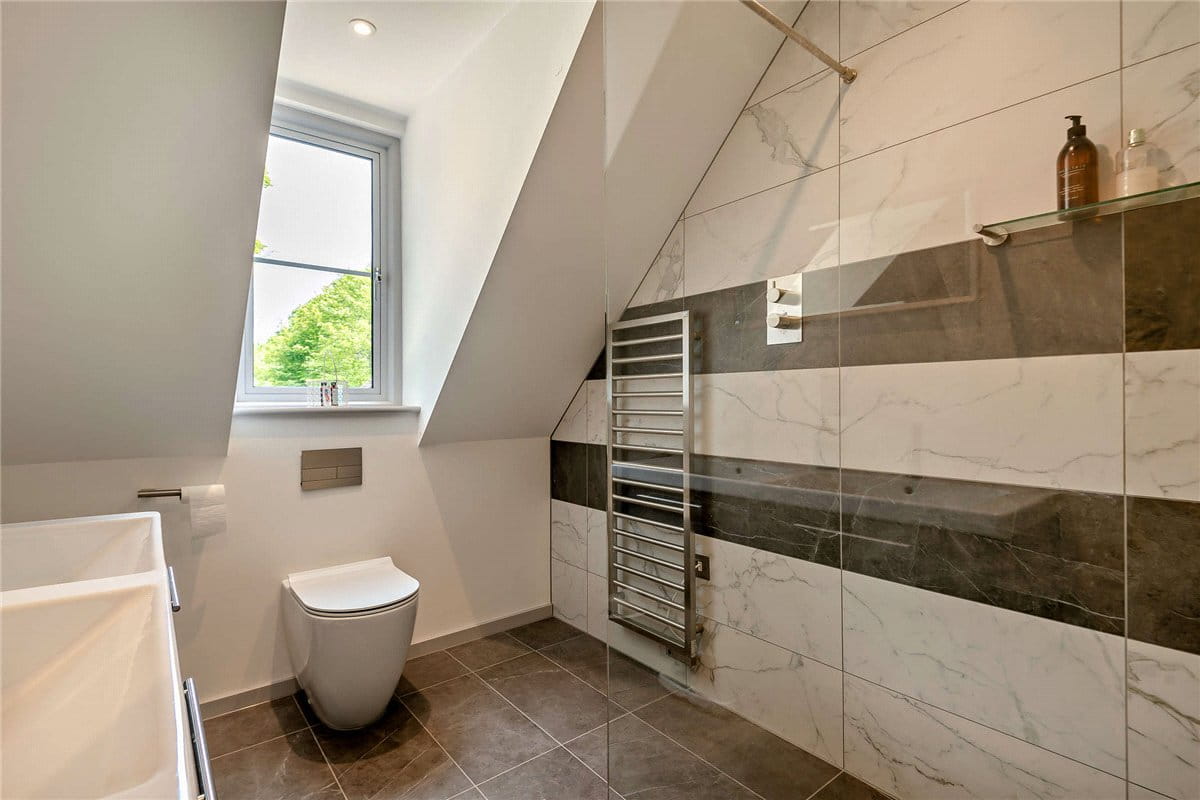 3 bedroom house, Fox's Lane, Kingsclere RG20 - Available