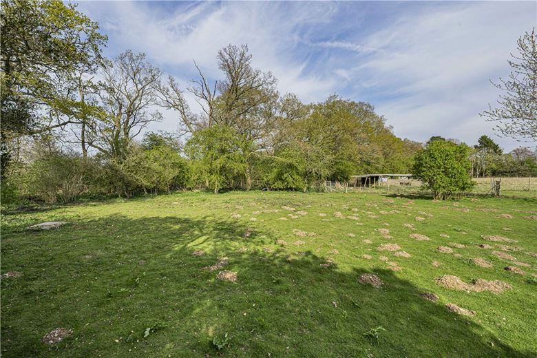 5 bedroom house, Oakley Wood, Benson OX10 - Available