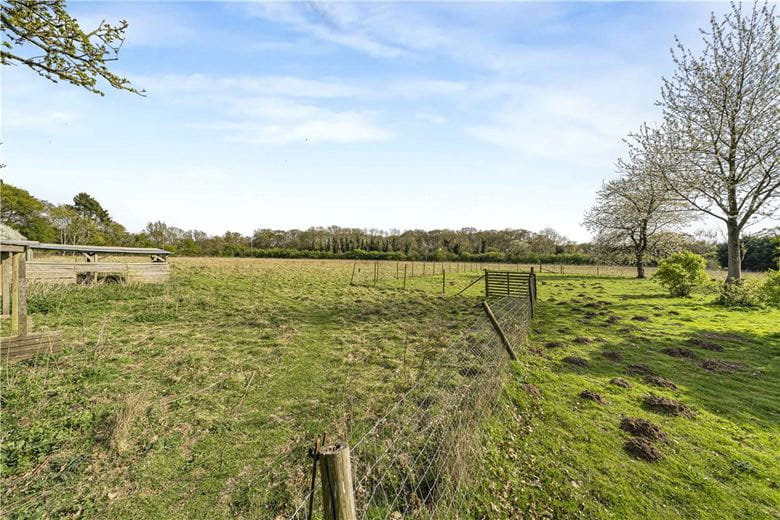 5 bedroom house, Oakley Wood, Benson OX10 - Available