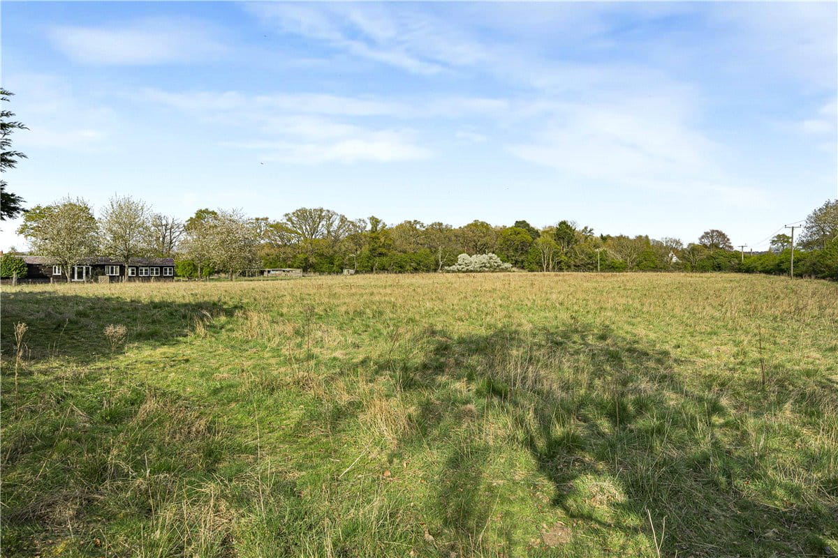 5 bedroom house, Oakley Wood, Benson OX10 - Available