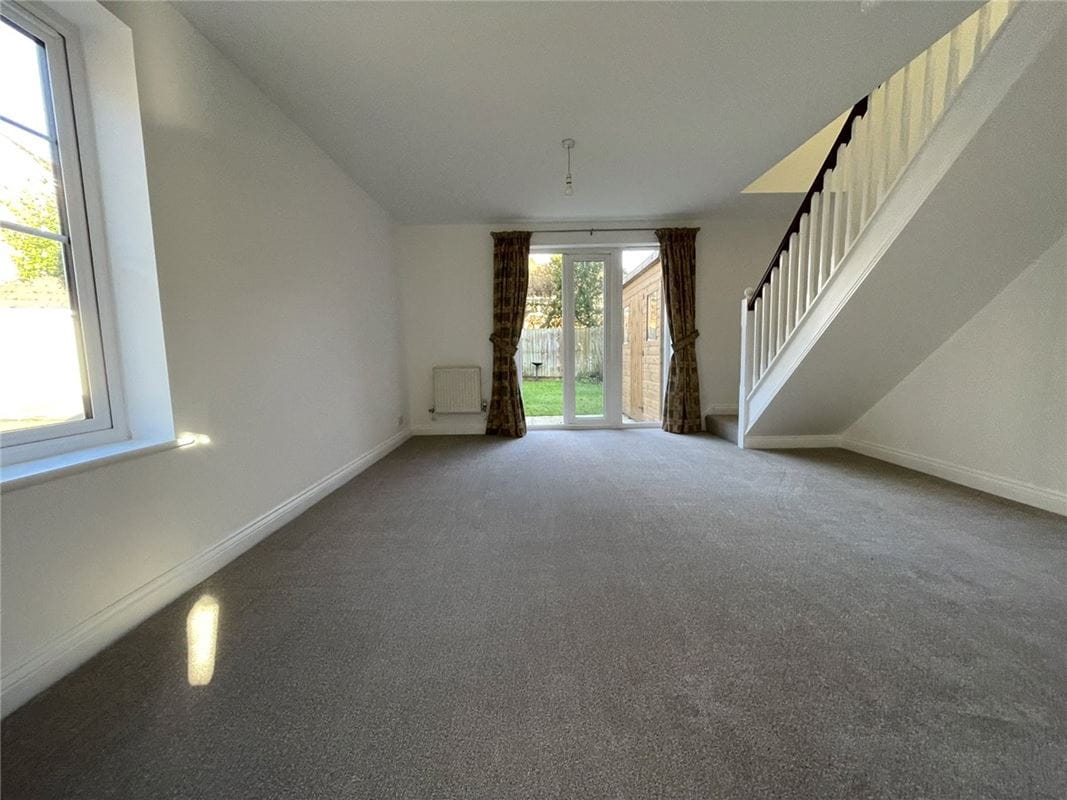 2 bedroom house, Newbury, Berkshire RG14 - Available