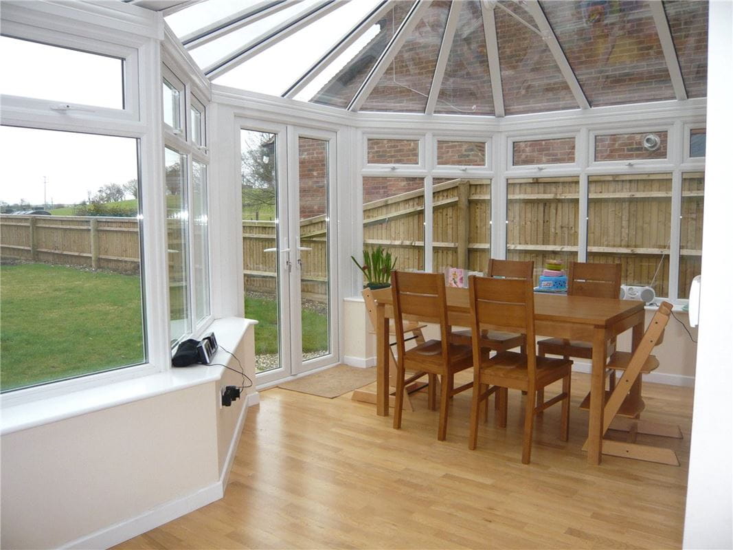 4 bedroom house, Manor Farm, Main Street RG20 - Available