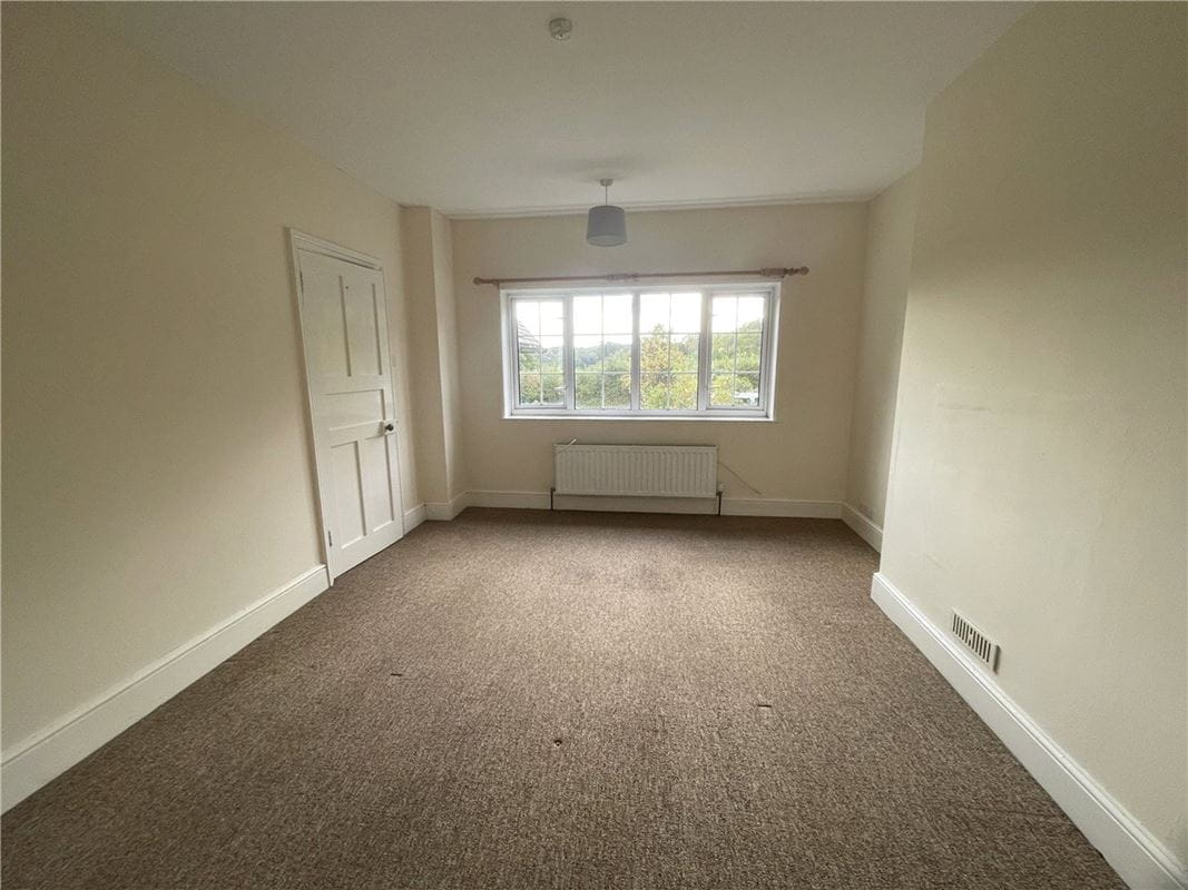 3 bedroom house, Marlston Hermitage, Thatcham RG18 - Let Agreed