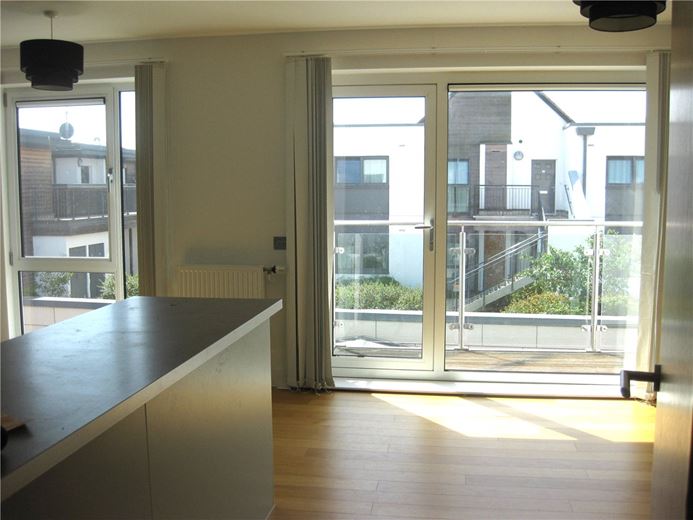 2 bedroom flat, Park Way, Newbury RG14