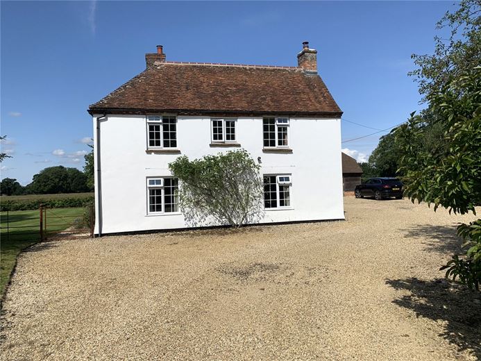 5 bedroom house, Inholmes Common, Woodlands St. Mary RG17 - Let Agreed