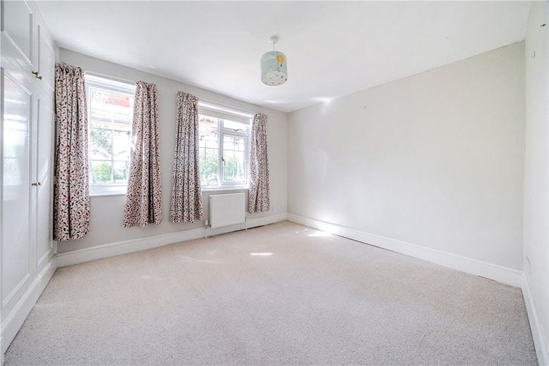 5 bedroom house, Inholmes Common, Woodlands St. Mary RG17 - Let Agreed