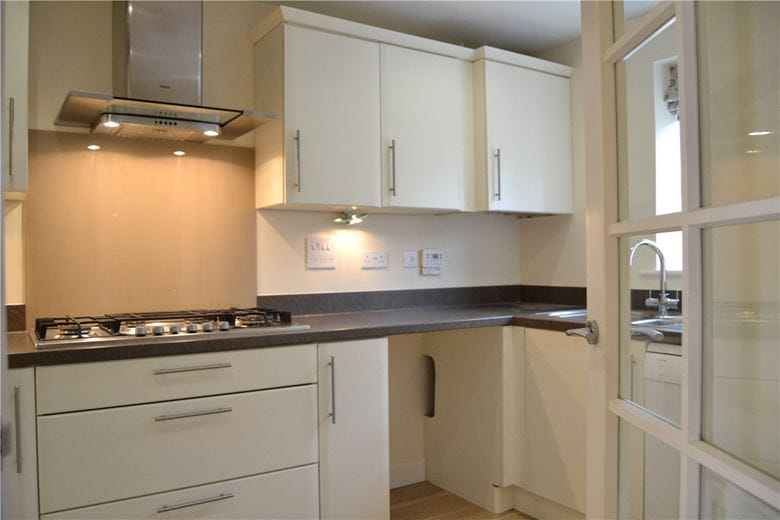 3 bedroom house, Newbury, Berkshire RG14 - Let Agreed