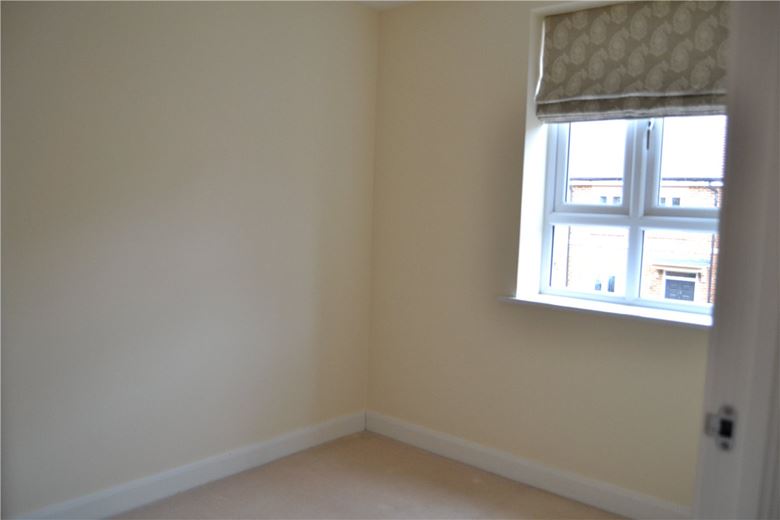 3 bedroom house, Newbury, Berkshire RG14 - Let Agreed