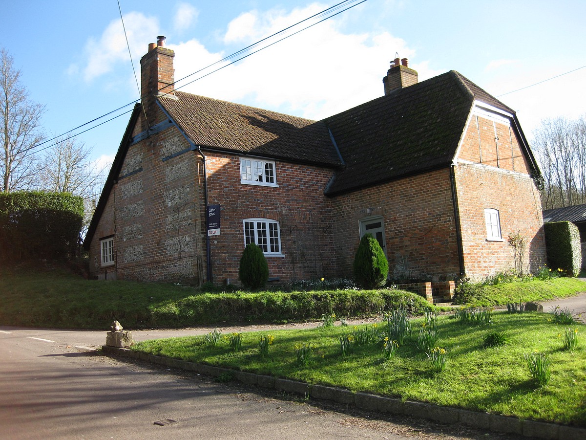 3 bedroom house, Stoke, Andover SP11 - Let Agreed
