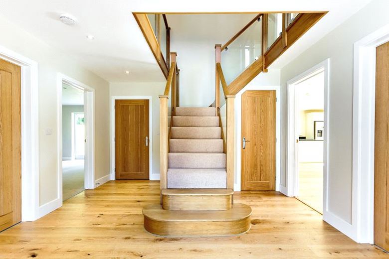 5 bedroom house, Elizabeth Farm, Thornford Road RG19 - Under Offer