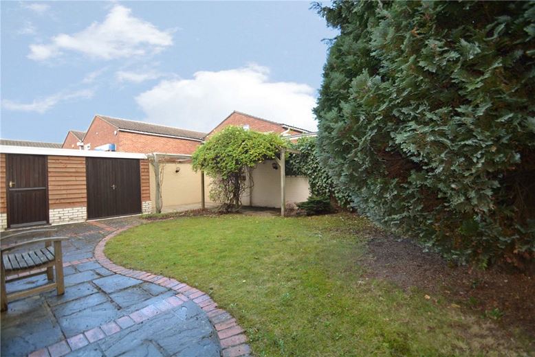4 bedroom house, Newbury, Berkshire RG14 - Let Agreed