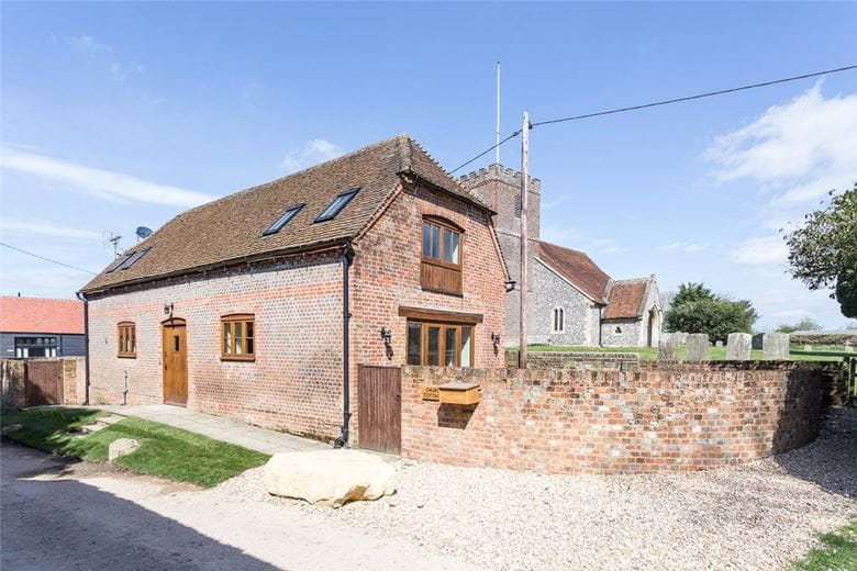 2 bedroom house, Winterbourne, Newbury RG20 - Let Agreed
