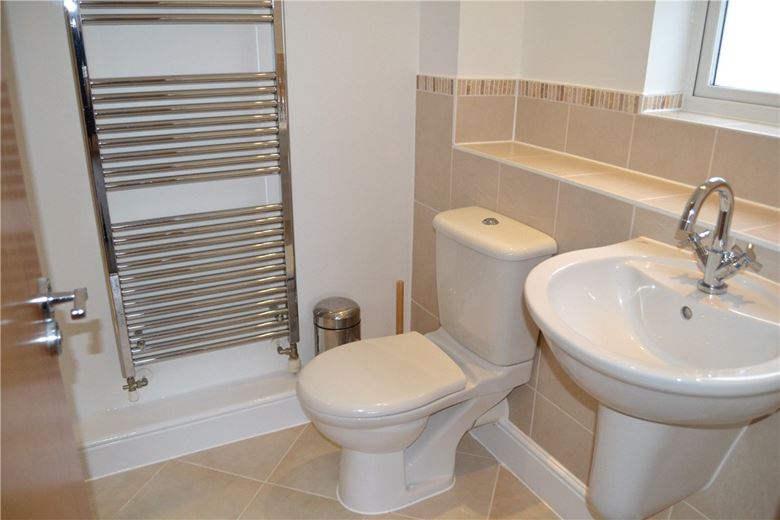 2 bedroom flat, Hermitage, Thatcham RG18 - Available