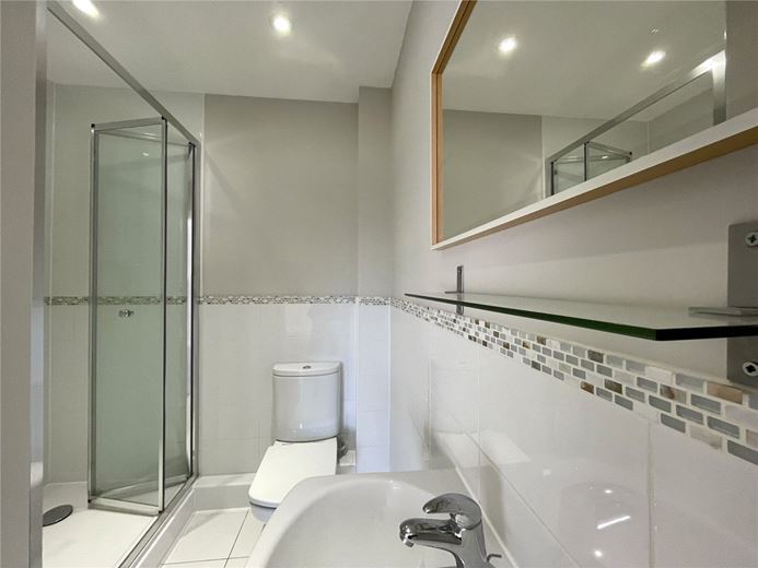 2 bedroom flat, West Street, Newbury RG14 - Let Agreed