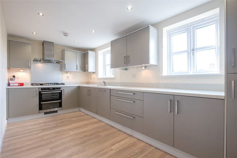 4 bedroom house, Newbury, Berkshire RG14