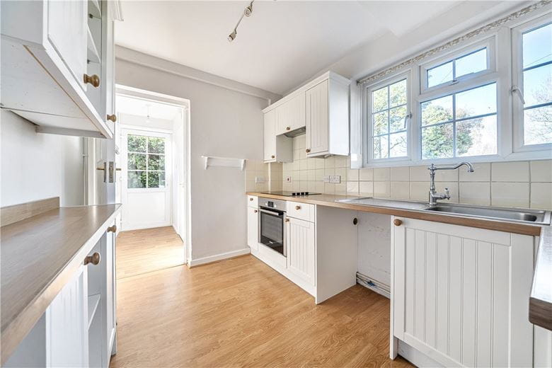 3 bedroom house, Upper Green, Inkpen RG17 - Available