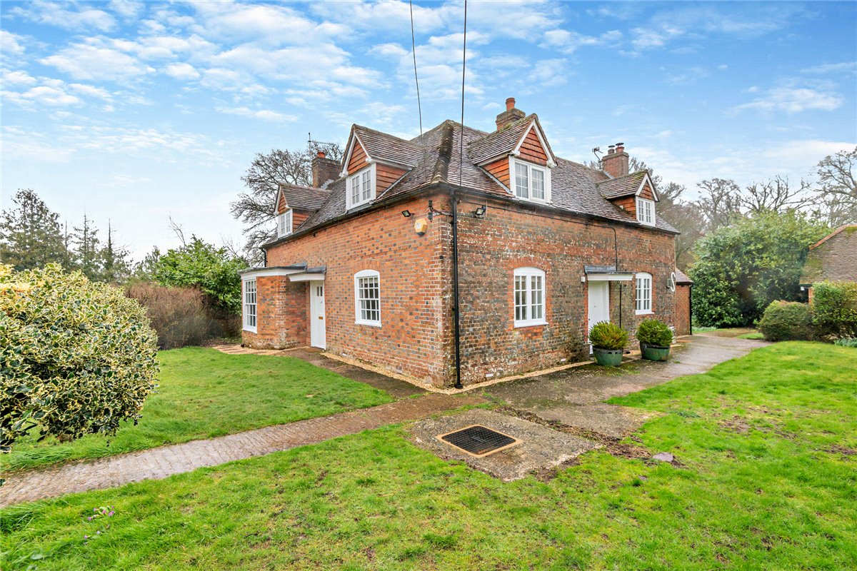 5 bedroom house, Upper Green, Inkpen RG17 - Let Agreed