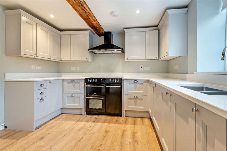 5 bedroom house, Upper Green, Inkpen RG17 - Let Agreed