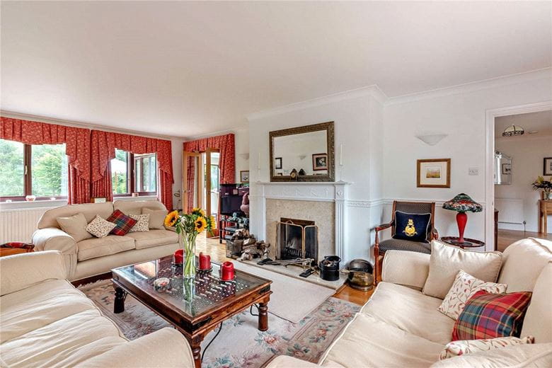 5 bedroom house, Post Office Road, Inkpen RG17 - Available