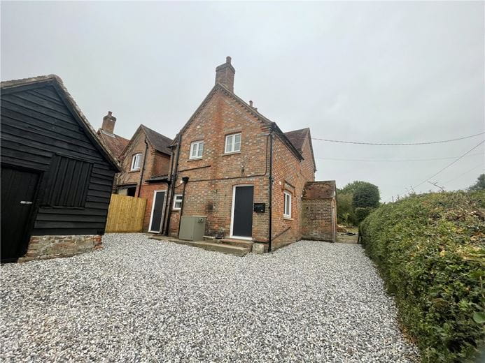 3 bedroom house, Aldermaston, Reading RG7 - Let Agreed