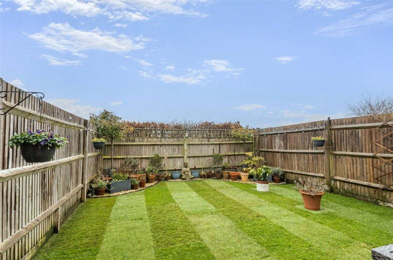 3 bedroom house, Newbury, Berkshire RG14 - Let Agreed