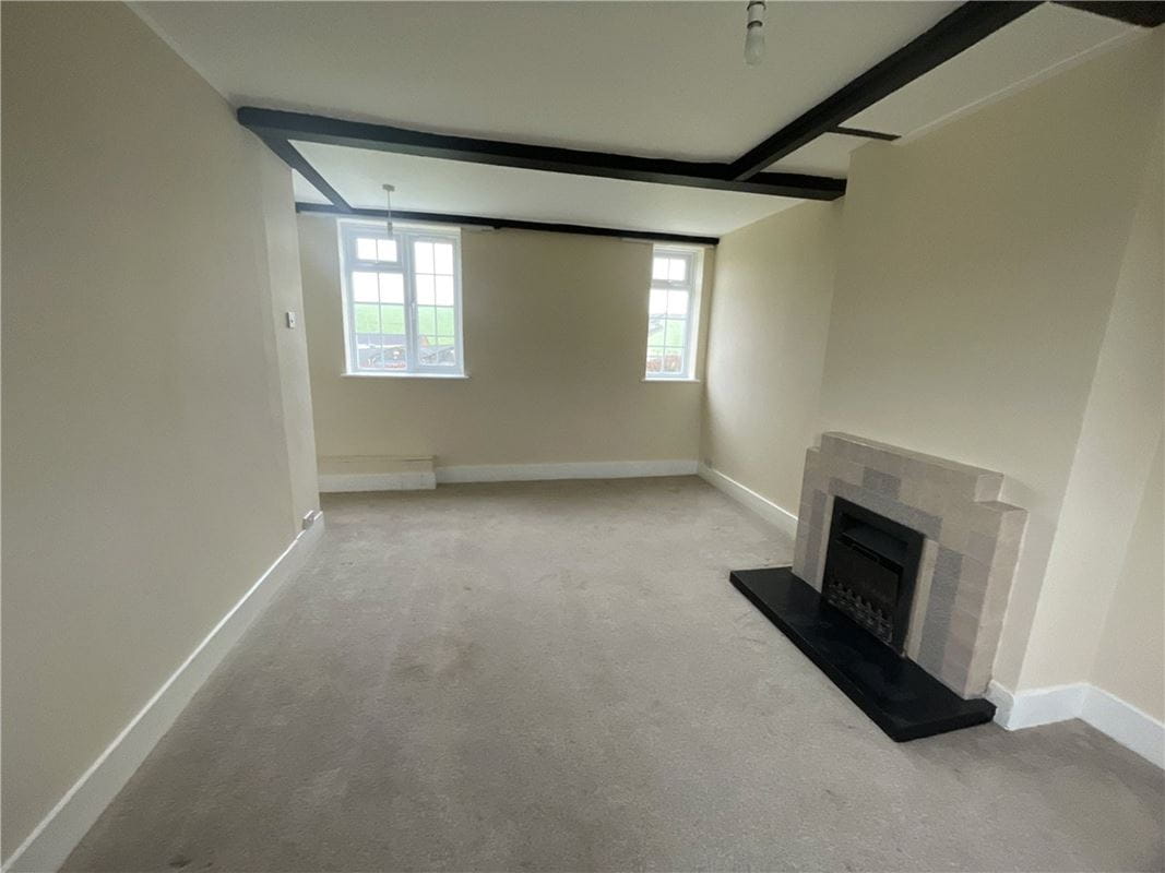 2 bedroom house, Lower Woodcott, Whitchurch RG28 - Available